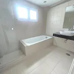 Roof - Vut4217as Apartment
