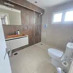 Roof - Vut4217as Apartment *
